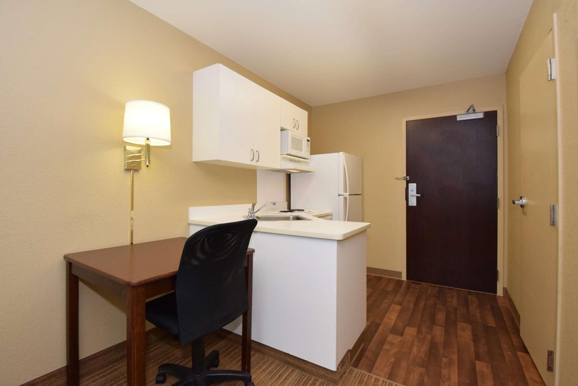 Extended Stay America Select Suites - Chicago - O'Hare Rosemont Exterior photo